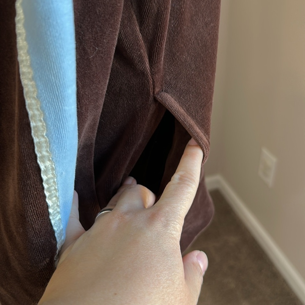 N.Y.L. Chocolate Brown Velour Hoodie with Blue Striping on Arms Size Medium GUC - Picture 7 of 17